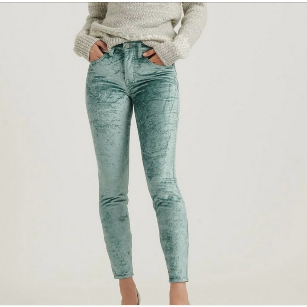 Lucky Brand Mid Rise Ava Skinny Velvet Jean size 2 - 26
